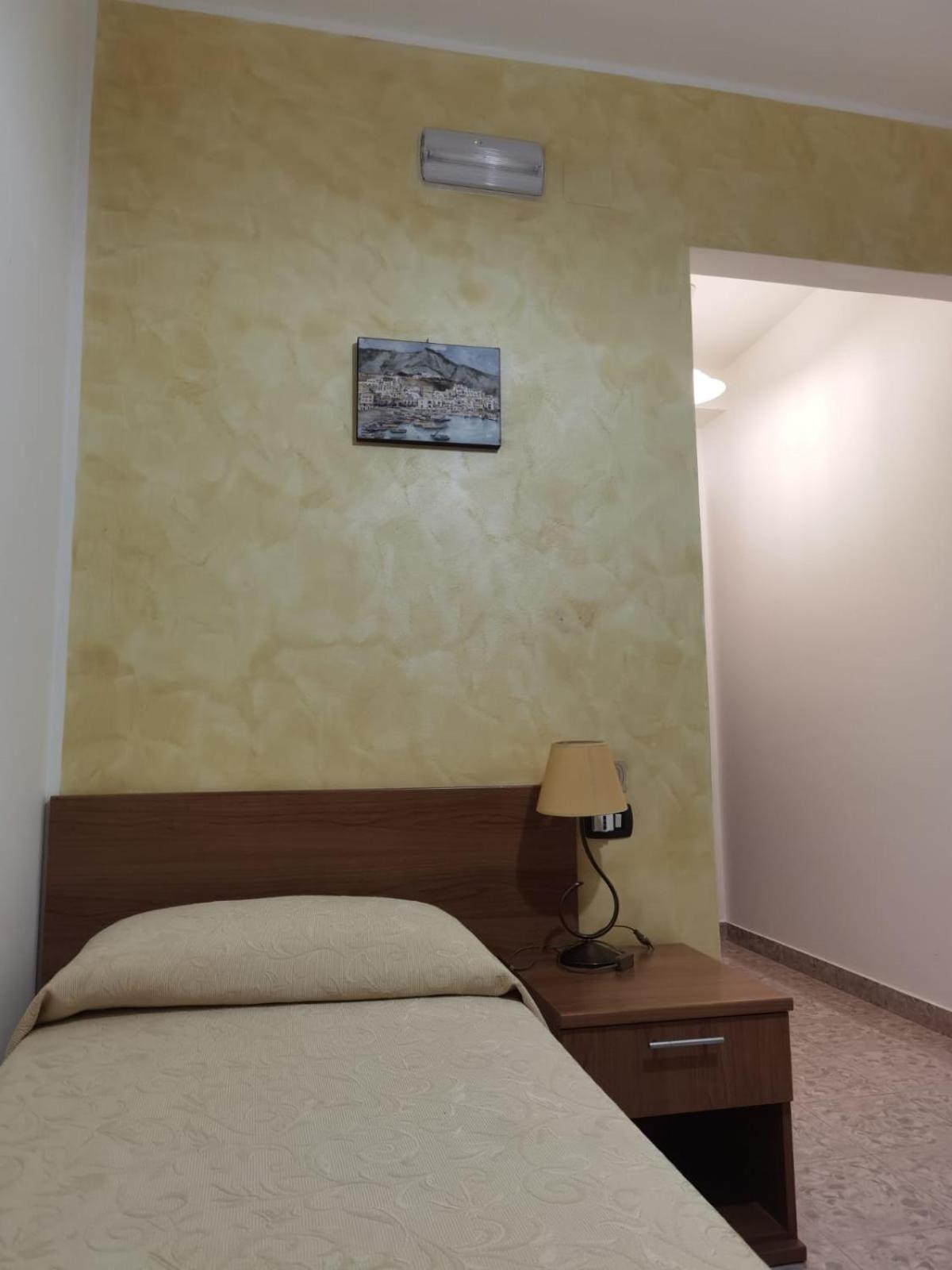 Hotel Edelweiss Laino Borgo Exterior foto
